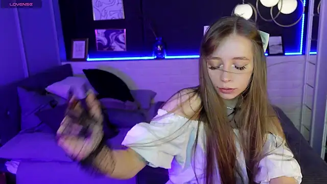 OliviaGentle online show from 25, 1, 2025