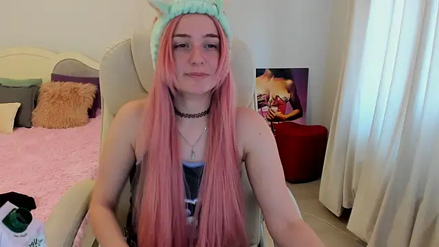 LisaElfy online show from 12, 2, 2025