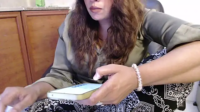 Snapshot of pareeti chatting on 3, 10, 2025 pareeti online show from 3, 10, 2025