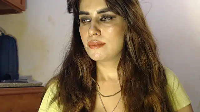 Snapshot of pareeti chatting on 7, 11, 2025 pareeti online show from 7, 11, 2025