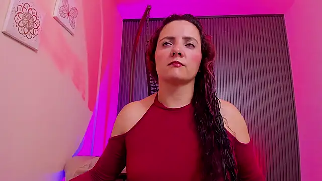 Snapshot of gaby_flow chatting on 5, 11, 2025 gaby flow online show from 5, 11, 2025