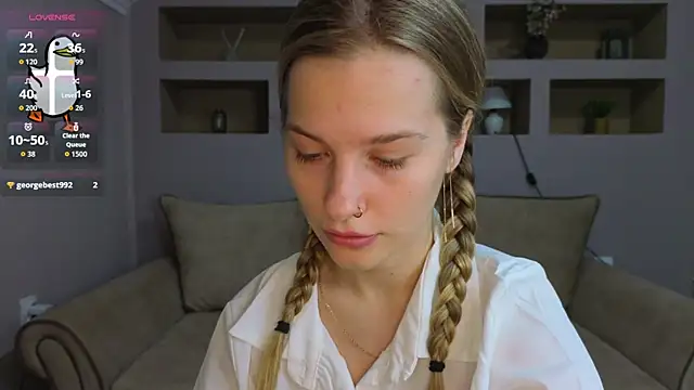 LinaCristonsen online show from 12, 11, 2025