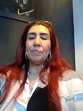 Snapshot of Perla_Franco chatting on 24, 11, 2025 Perla Franco online show from 24, 11, 2025