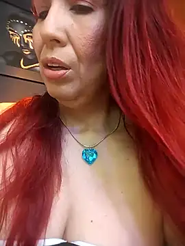 Snapshot of Perla_Franco chatting on 28, 11, 2025 Perla Franco online show from 28, 11, 2025