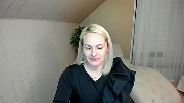 Alicee Gracee online show from 24, 12, 2024