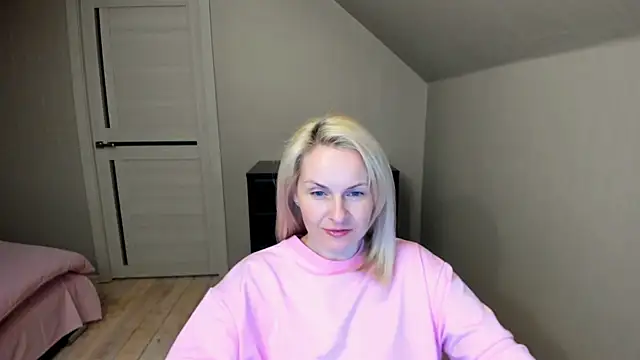 Alicee Gracee online show from 11, 3, 2025