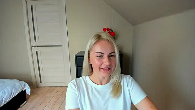 Alicee Gracee online show from 6, 10, 2025