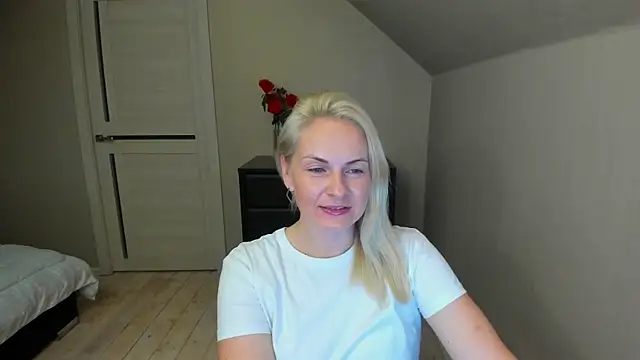 Alicee Gracee online show from 7, 10, 2025