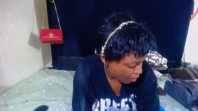 Snapshot of MaximTease24 chatting on 20, 9, 2025 MaximTease24 online show from 20, 9, 2025