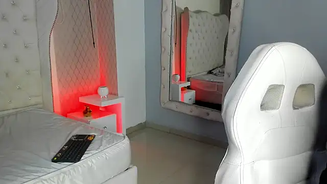 Lucii fer  online show from 7, 2, 2026