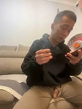 Snapshot of ngg9414 chatting on 27, 2, 2025 ngg9414 online show from 27, 2, 2025