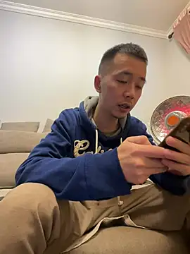 Snapshot of ngg9414 chatting on 12, 3, 2025 ngg9414 online show from 12, 3, 2025