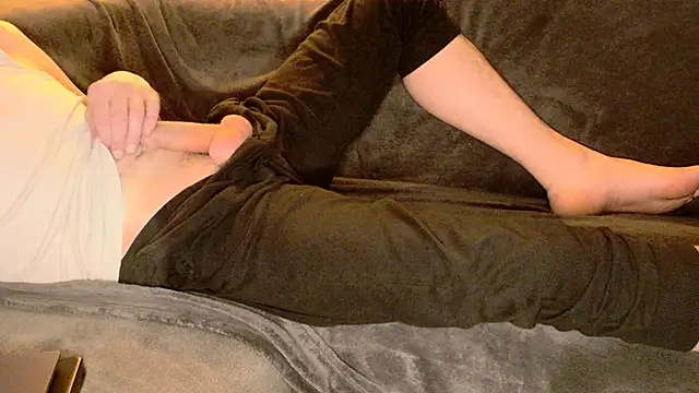 stivi0105 online show from 18, 11, 2025