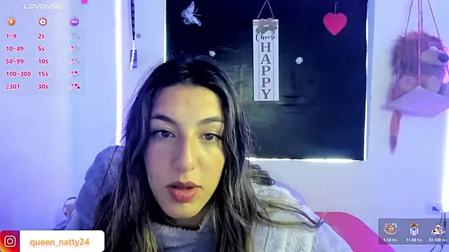 Snapshot of queen-natty chatting on 17, 1, 2025 queen-natty online show from 17, 1, 2025