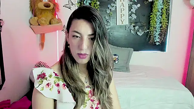 Snapshot of queen-natty chatting on 24, 9, 2025 queen-natty online show from 24, 9, 2025