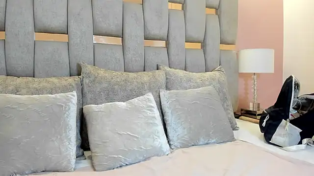 nicole fisherr online show from 16, 1, 2026