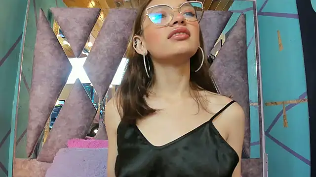 LARICSABLUE online show from 17, 12, 2024