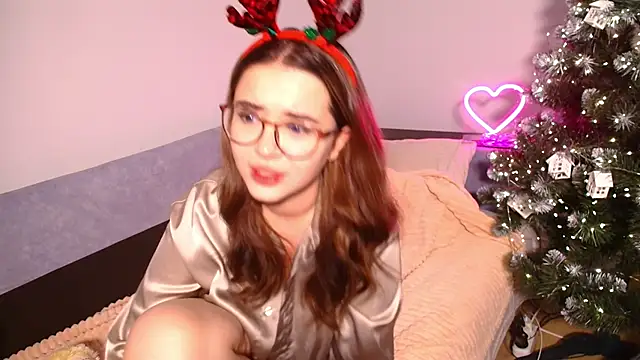 CutiePie3 online show from 25, 12, 2024