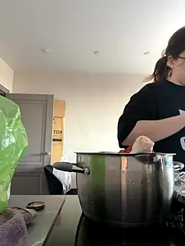 CutiePie3 online show from 28, 11, 2025