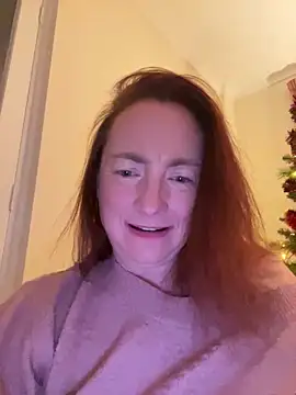 Snapshot of LouiseTswing chatting on 2, 1, 2025 LouiseTswing online show from 2, 1, 2025