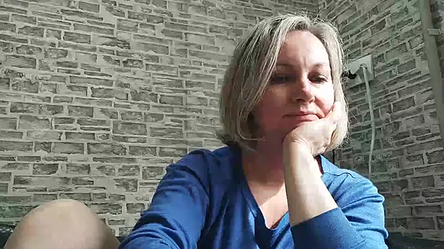 EdithManning online show from 11, 3, 2025