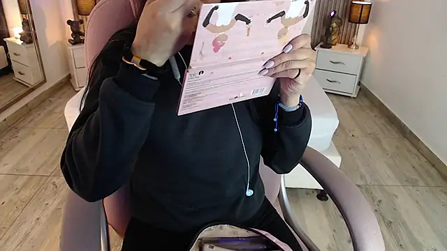 Snapshot of Sam_mansson66 chatting on 18, 2, 2025 Sam mansson66 online show from 18, 2, 2025