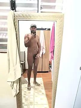 Snapshot of ems2174 chatting on 2, 3, 2026 ems2174 online show from 2, 3, 2026