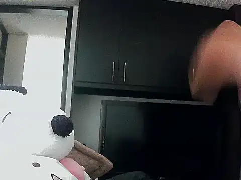 aixs93 online show from 3, 11, 2025