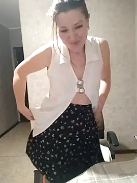 VselenaSun402 online show from 10, 2, 2025