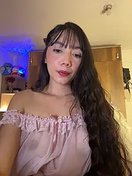 Snapshot of SOY_LUPE chatting on 28, 11, 2025 SOY LUPE online show from 28, 11, 2025