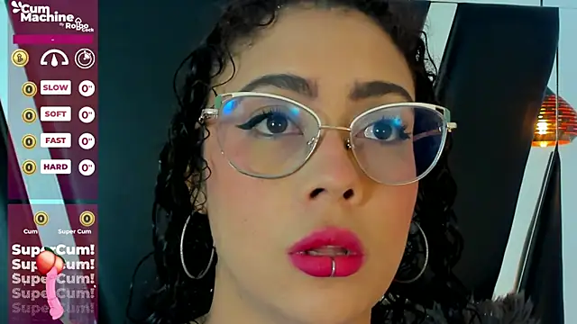 Snapshot of antonelllepiercee chatting on 23, 2, 2025 antonelllepiercee online show from 23, 2, 2025
