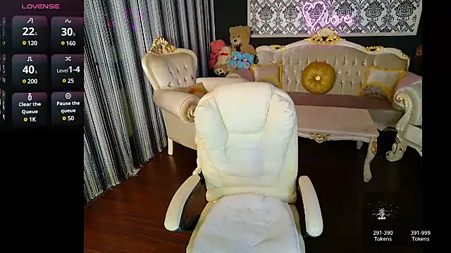 Snapshot of AllWay chatting on 1, 3, 2025 AllWay online show from 1, 3, 2025