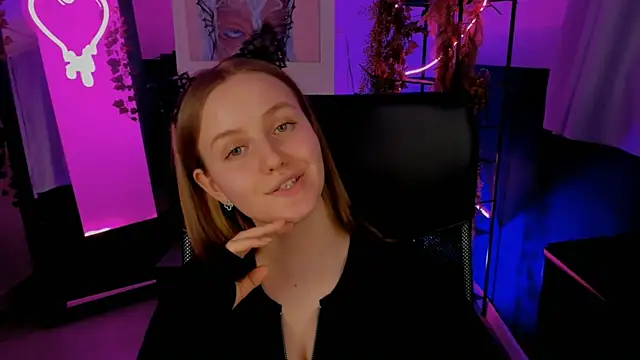 Snapshot of KellyPoter chatting on 13, 12, 2024 KellyPoter online show from 13, 12, 2024