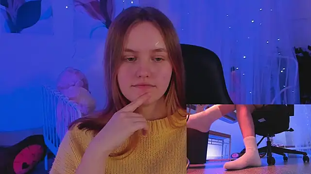 Snapshot of KellyPoter chatting on 2, 1, 2025 KellyPoter online show from 2, 1, 2025