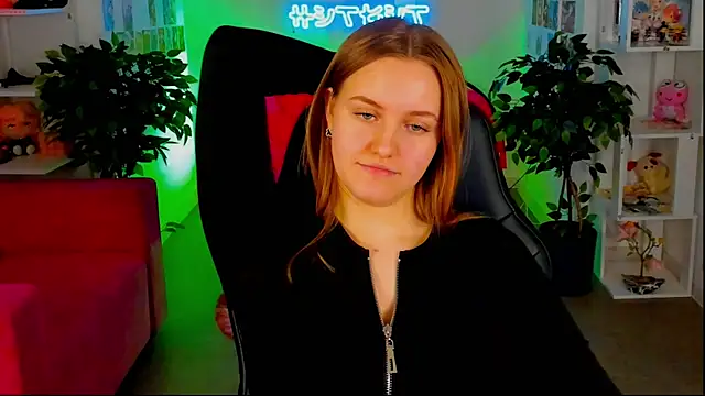 Snapshot of KellyPoter chatting on 1, 2, 2025 KellyPoter online show from 1, 2, 2025