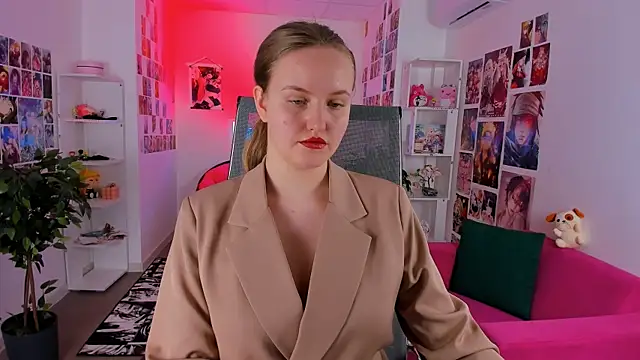 Snapshot of KellyPoter chatting on 3, 10, 2025 KellyPoter online show from 3, 10, 2025