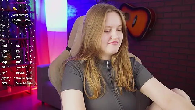 Snapshot of KellyPoter chatting on 26, 10, 2025 KellyPoter online show from 26, 10, 2025