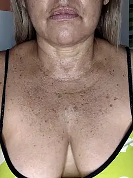 Snapshot of Kasandra_Ho chatting on 26, 2, 2025 Kasandra Ho online show from 26, 2, 2025