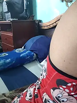 Snapshot of Kasandra_Ho chatting on 8, 3, 2025 Kasandra Ho online show from 8, 3, 2025