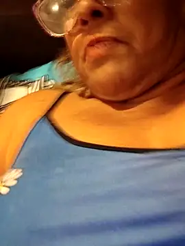 Snapshot of Kasandra_Ho chatting on 10, 3, 2025 Kasandra Ho online show from 10, 3, 2025