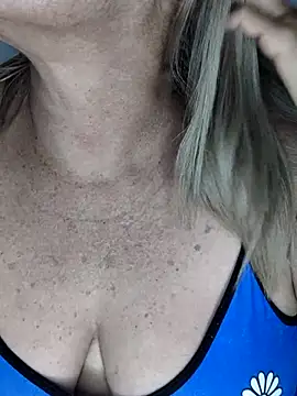 Snapshot of Kasandra_Ho chatting on 15, 3, 2025 Kasandra Ho online show from 15, 3, 2025