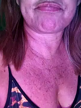 Snapshot of Kasandra_Ho chatting on 4, 10, 2025 Kasandra Ho online show from 4, 10, 2025