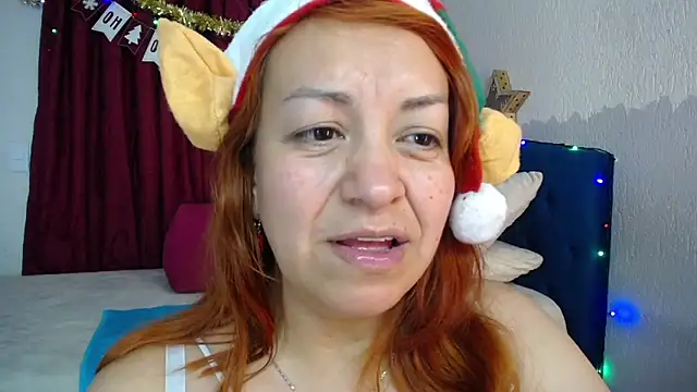 Snapshot of Delilah_Belmont chatting on 23, 12, 2024 Delilah Belmont online show from 23, 12, 2024