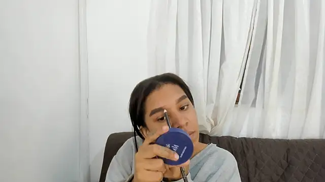 Fernanda brown18 online show from 24, 10, 2025