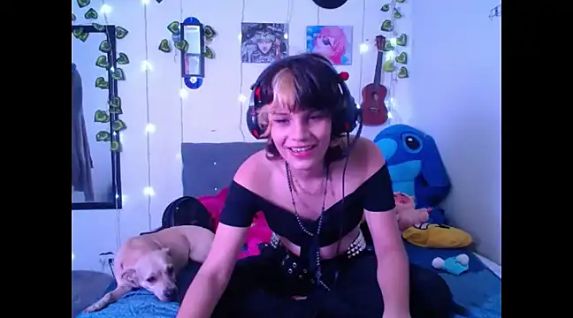 Snapshot of Caitlynwheler chatting on 22, 1, 2025 Caitlynwheler online show from 22, 1, 2025