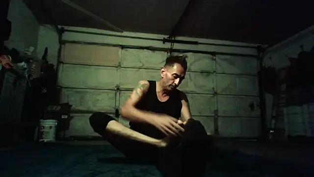 Snapshot of Pumpndeep chatting on 6, 10, 2025 Pumpndeep online show from 6, 10, 2025