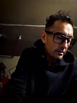 Snapshot of Pumpndeep chatting on 7, 10, 2025 Pumpndeep online show from 7, 10, 2025