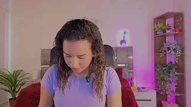 emilyrouxe online show from 22, 5, 2026