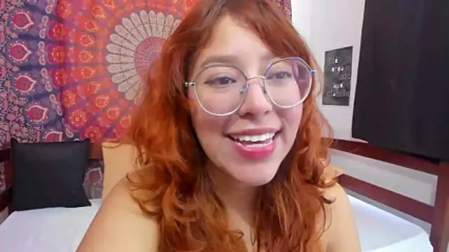 Snapshot of _Moon_Johnson chatting on 21, 12, 2025 Moon Johnson online show from 21, 12, 2025