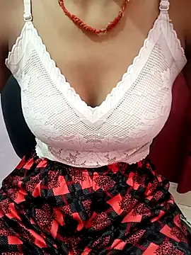 Snapshot of gulabo-Queen chatting on 24, 9, 2025 gulabo-Queen online show from 24, 9, 2025